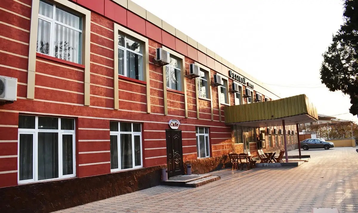 GELIKON HOTEL