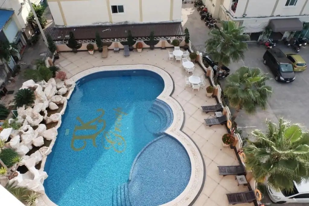 LK GRAND LIVING PLACE