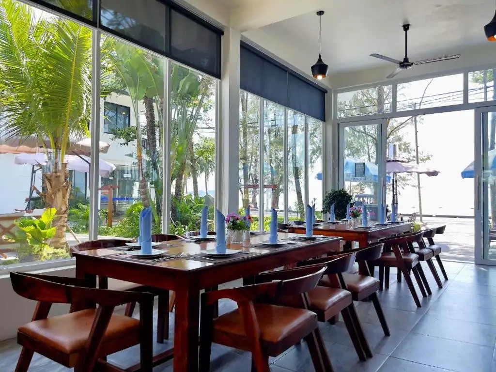 SEA BREEZE RESORT