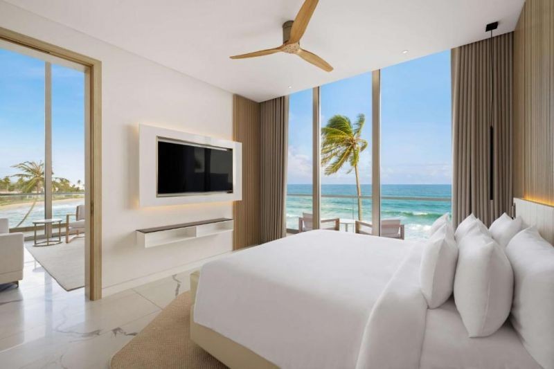 1 bedroom suite panoramic ocean view