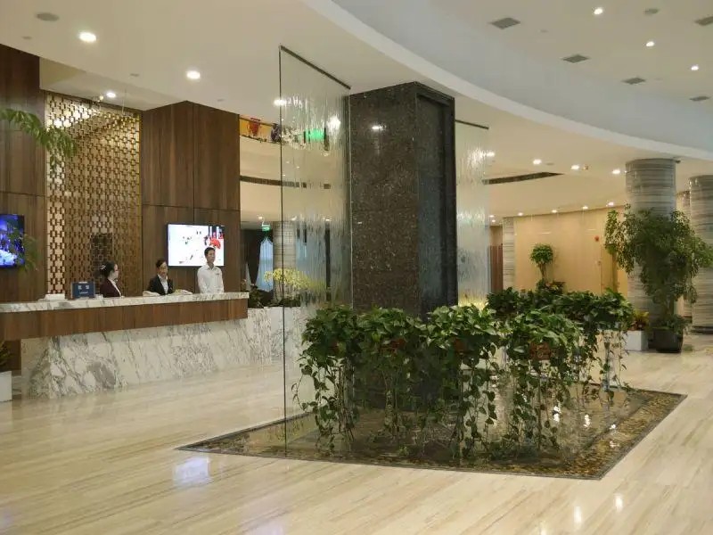 NOBLE CENTER