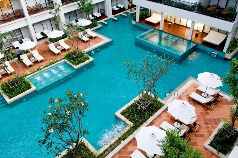 DOUBLETREE BY HILTON PHUKET BANTHAI RESORT (EX. BANTHAI BEACH RESORT)