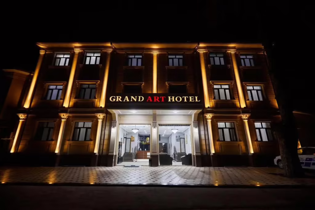 GRAND ART