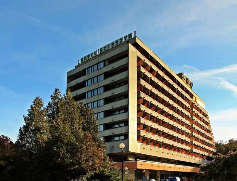 CITY PARTNER SZIESZTA