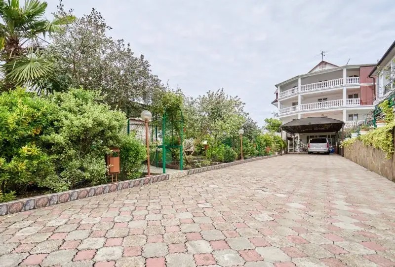 СОФИЯ ВАРДАНЕ