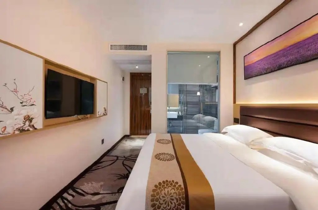 BAILI AIRPORT HOTEL