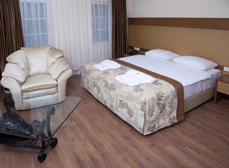 SUNHILL CENTRO HOTEL