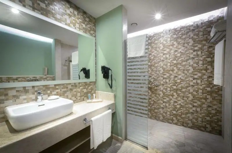 THE VILLAGE AT THE COVE ROTANA RESORT