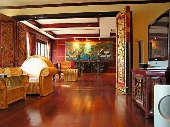 PRINCE EDOUARD APARTMENT & RESORT