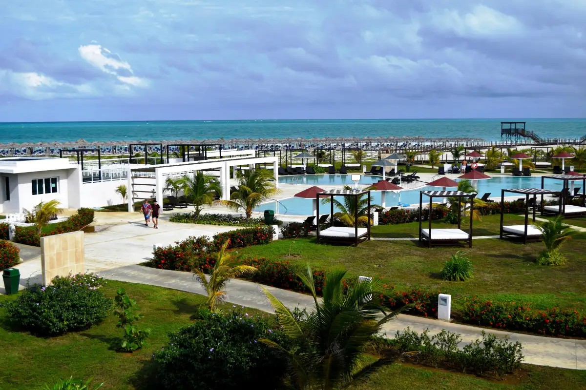 WOOVO PLAYA HERMOSA CAYO PAREDON RESORT (EX. PLAYA HERMOSA CAYO PAREDN GRANDE)