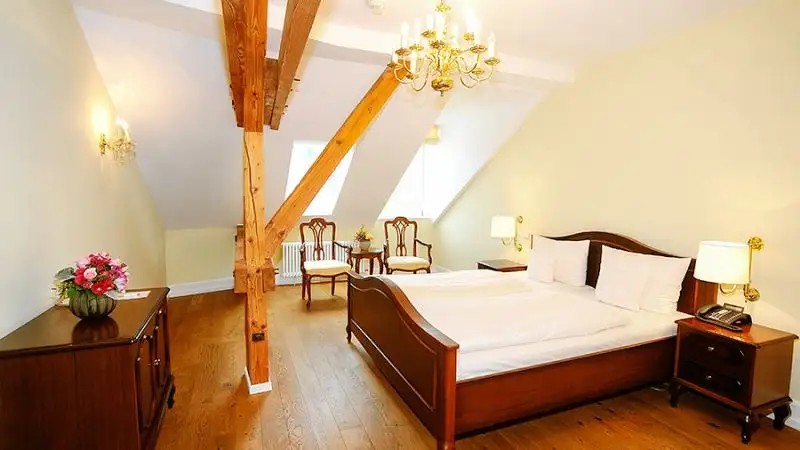 HELIOPARK ZUM HIRSCH