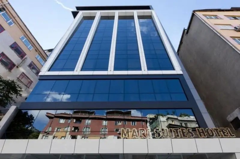 MARI SUITES HOTEL