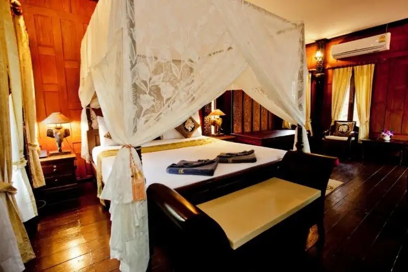 PARADISE PEARL BUNGALOW