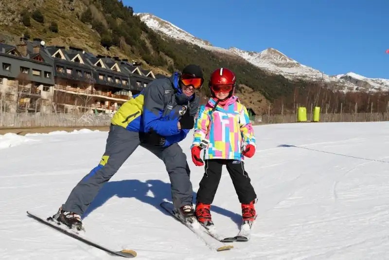 CANARO & SKI (EX. PARADOR CANARO)