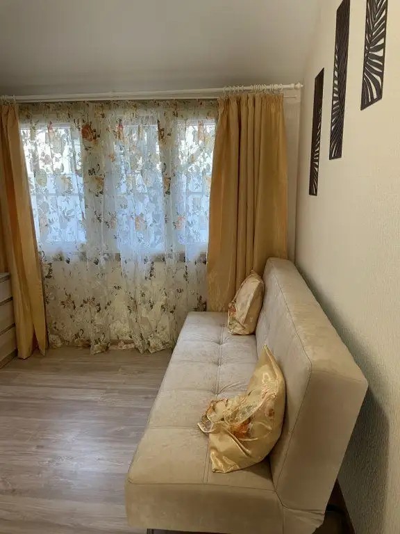 ГОСТИНЫЙ ДВОР НА САМАРСКОЙ (ПОСТОЯЛЕЦ)