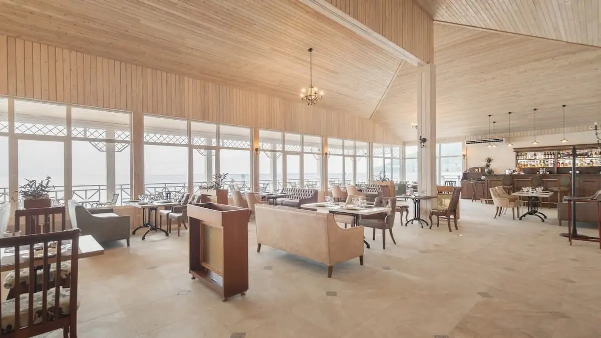 AMRA PARK HOTEL & SPA