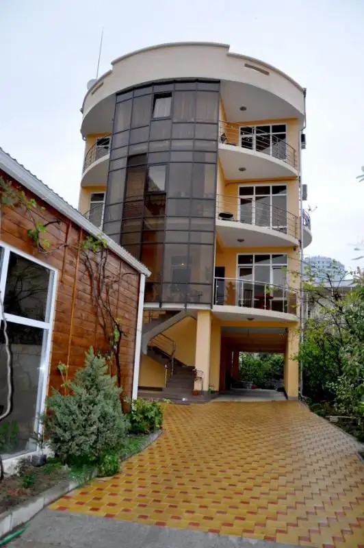 ЛЕО ГРАНД