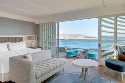 CARESSE A LUXURY COLLECTION