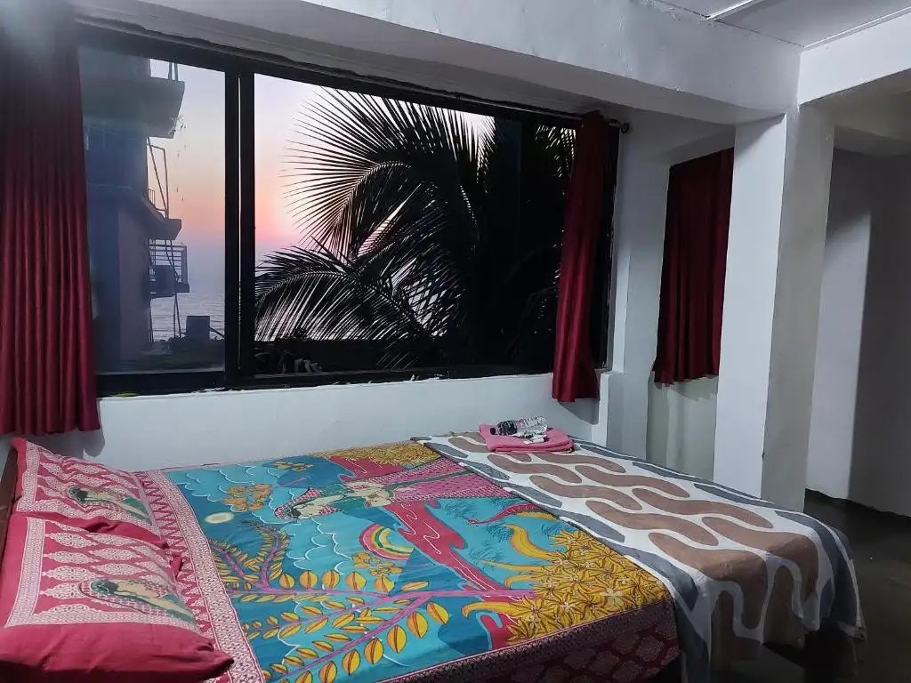 RED ROCK BEACH HOTEL