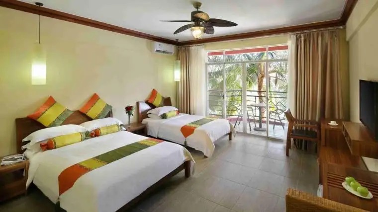 SUNNY SANYA FAMILY INN