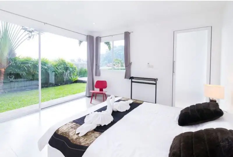 BAAN SAINT TROPEZ VILLAS KATA BEACH