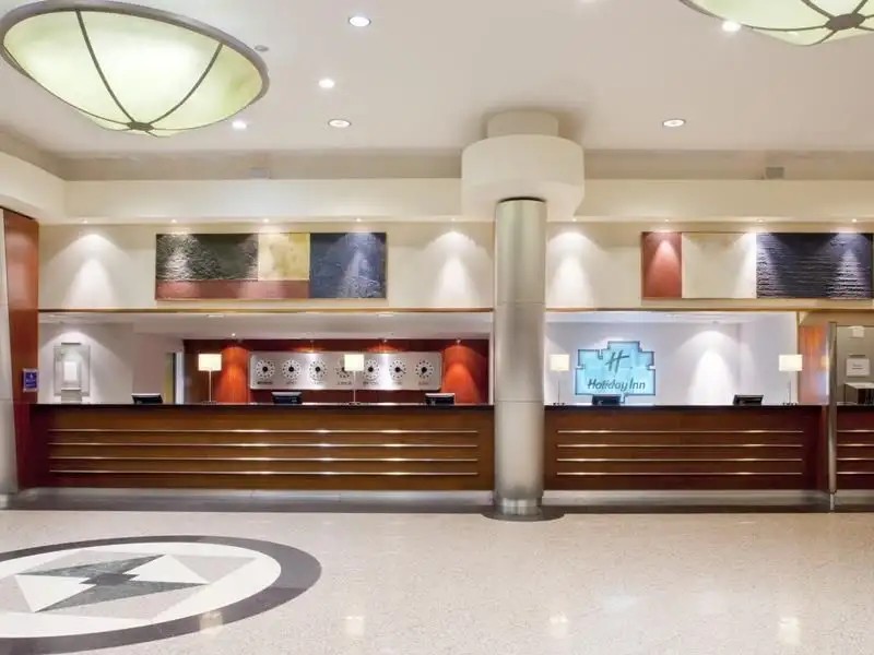 HOLIDAY INN LONDON KENSINGTON FORUM