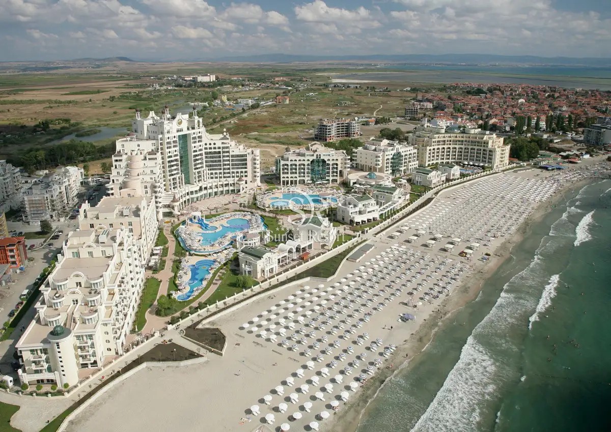 SUNSET RESORT POMORIE