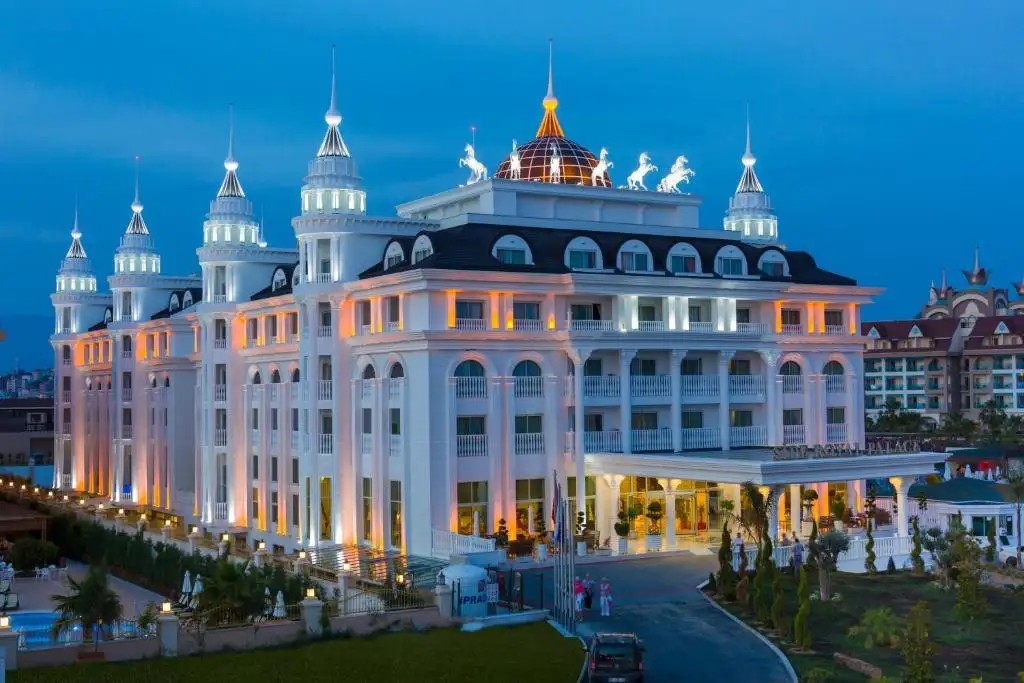 SIDE ROYAL PALACE HOTEL & SPA