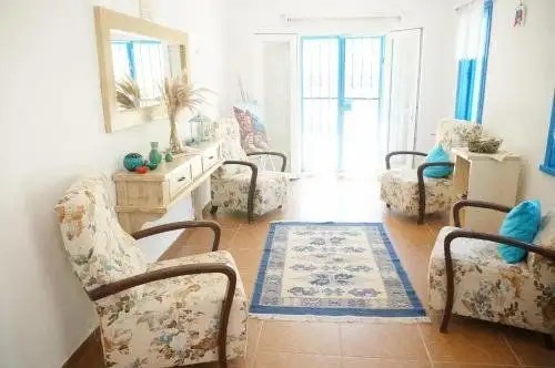 ESMANA OTEL