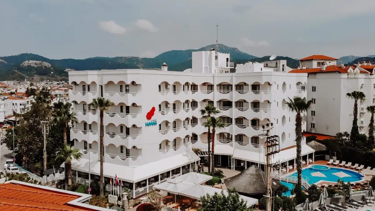 HAWAII HOTEL
