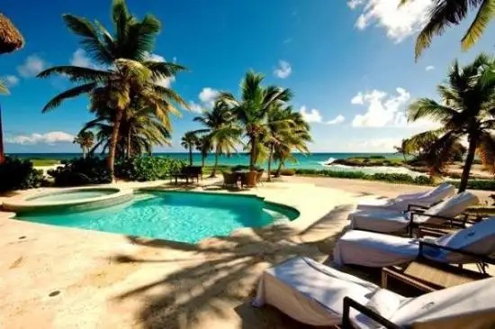 CALETON CLUB & VILLAS