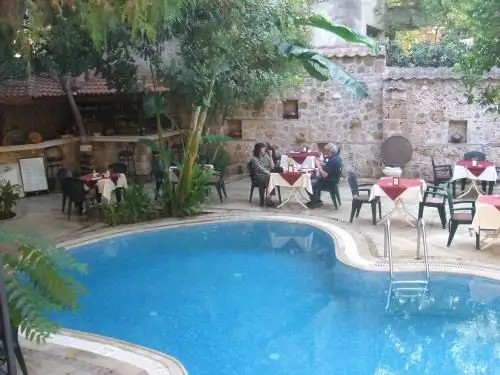 LA PALOMA HOTEL