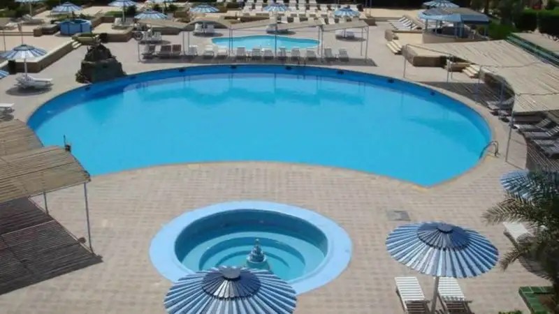 DESERT INN