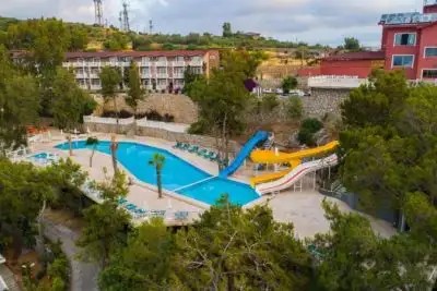 SENZA GARDEN HOLIDAY CLUB (EX. LARISSA HILL BEACH)