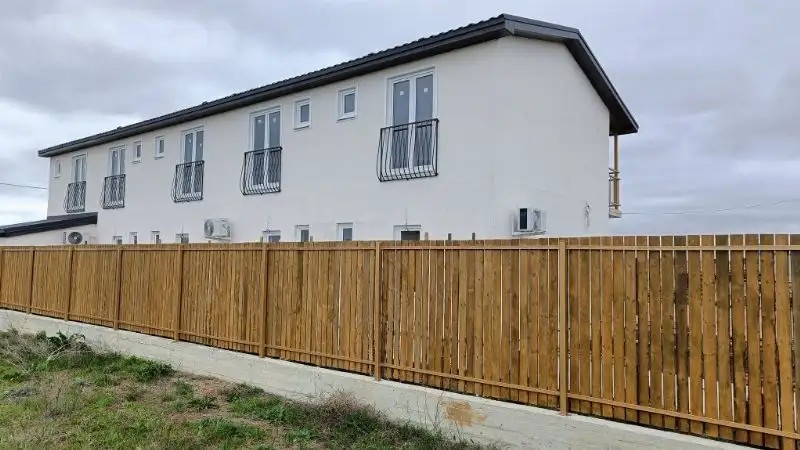 MANGO HOUSE