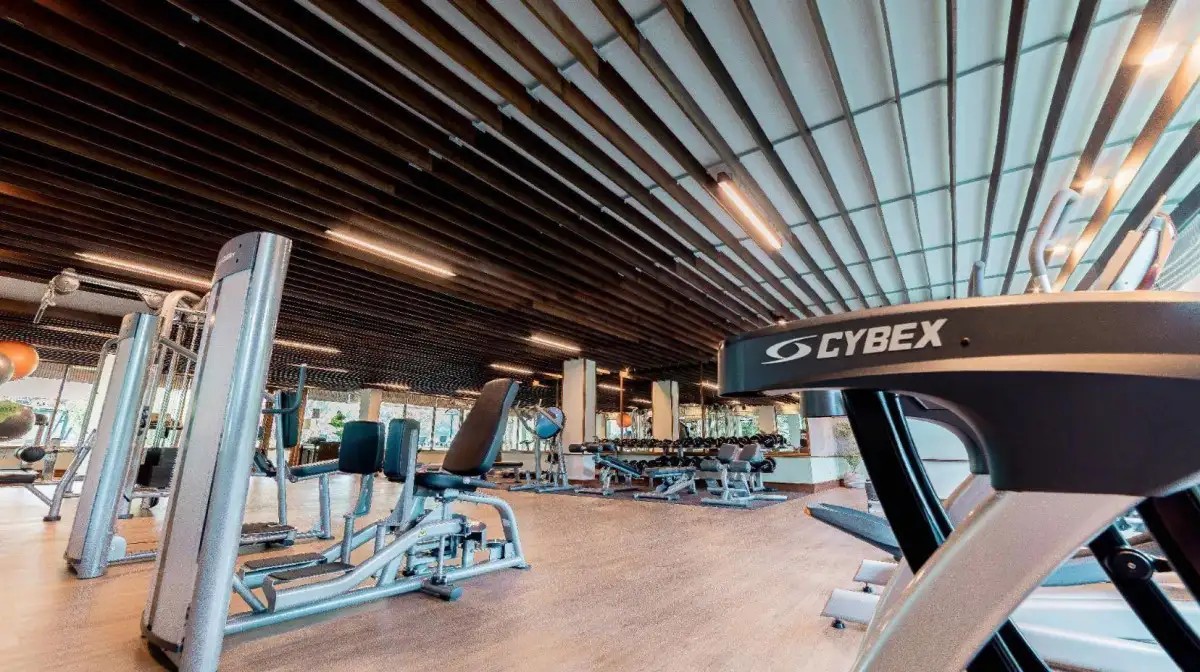 NAITHONBURI BEACH RESORT