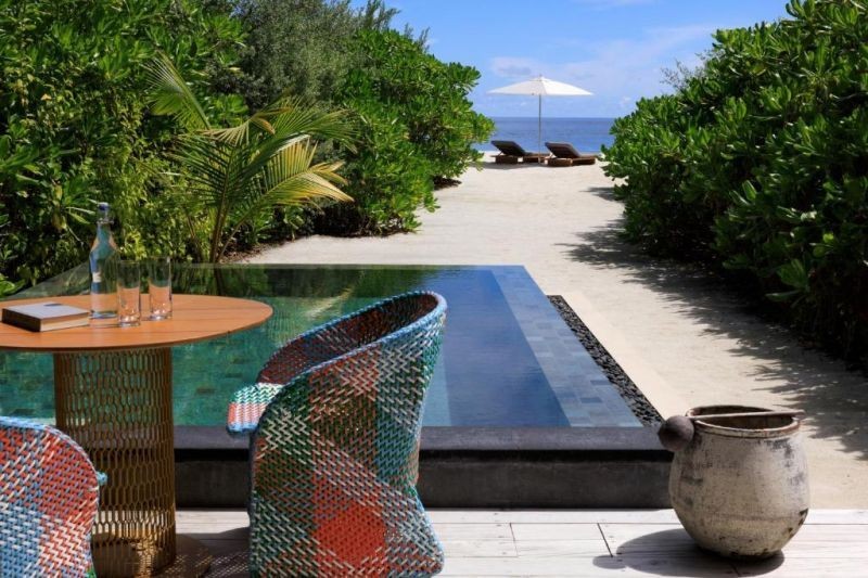 beach pool villa