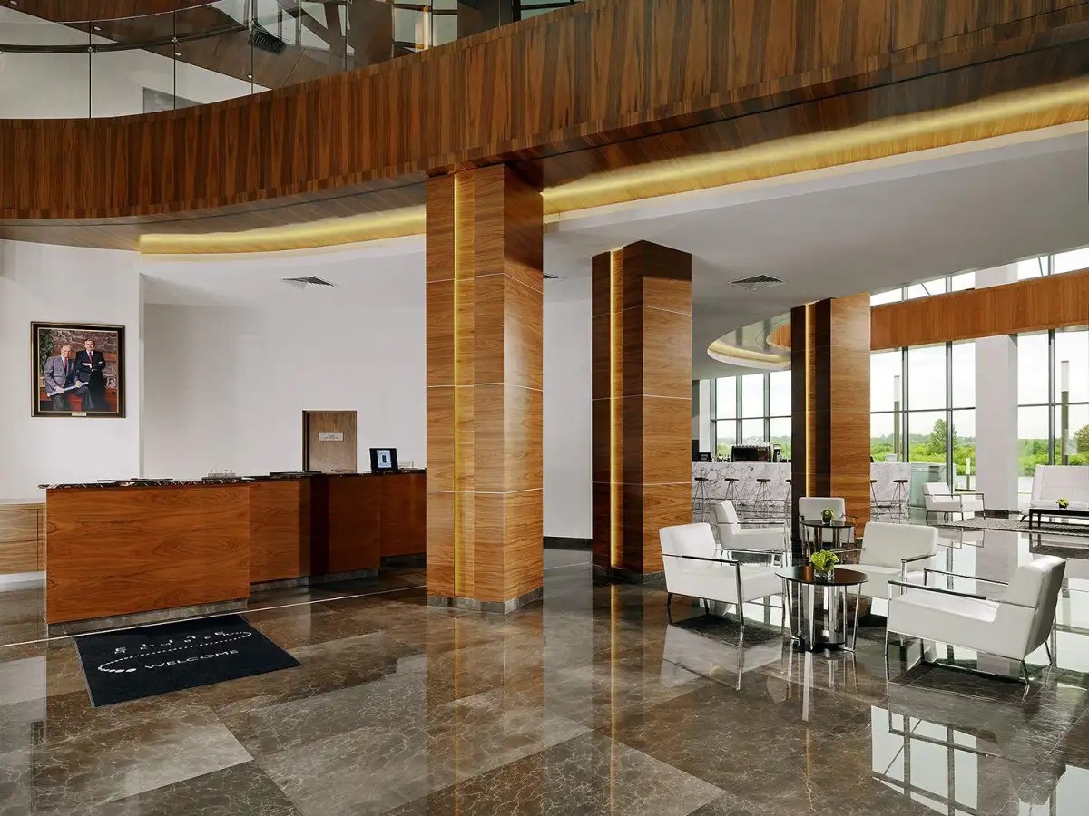 MINSK MARRIOTT HOTEL (МАРРИОТТ ОТЕЛЬ МИНСК)