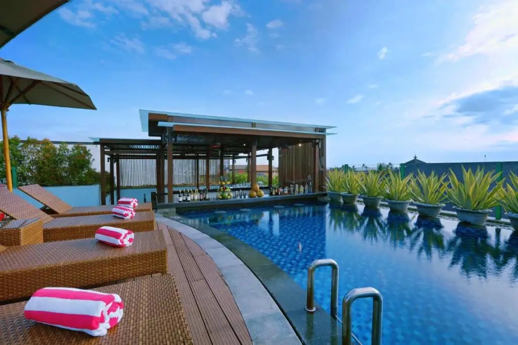 FAVEHOTEL KUTA KARTIKA PLAZA