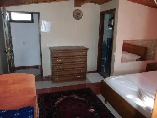 SULTAN PENSION