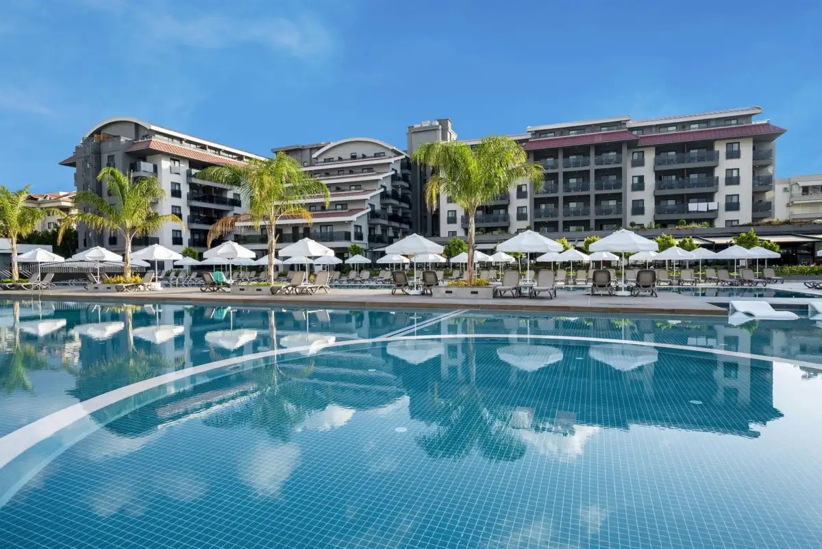 GREEN GARDEN RESORT HOTEL