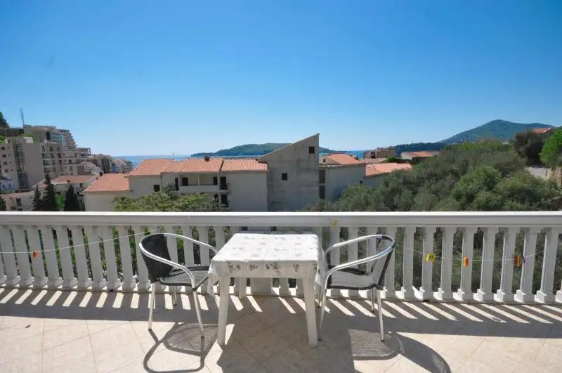 PLAVI BISER APT (EX. VILLA STOJKO)