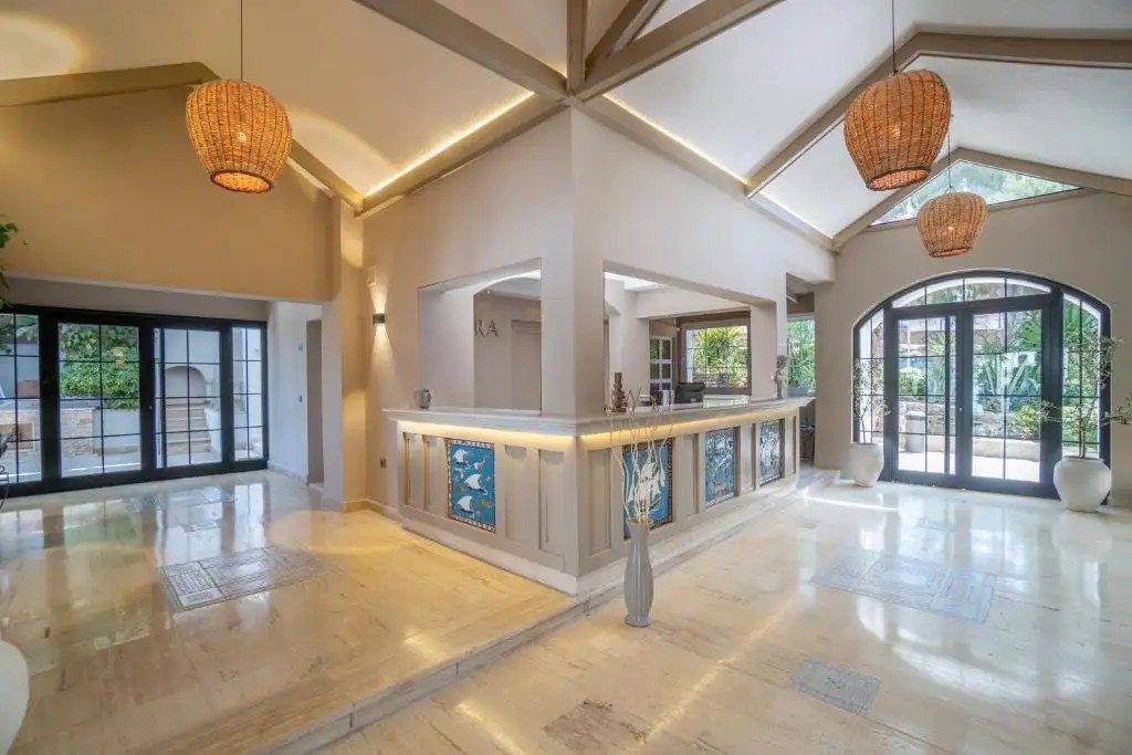 MANZARA BOUTIQUE ADULTS ONLY 12+ (EX. COMCA MANZARA) 