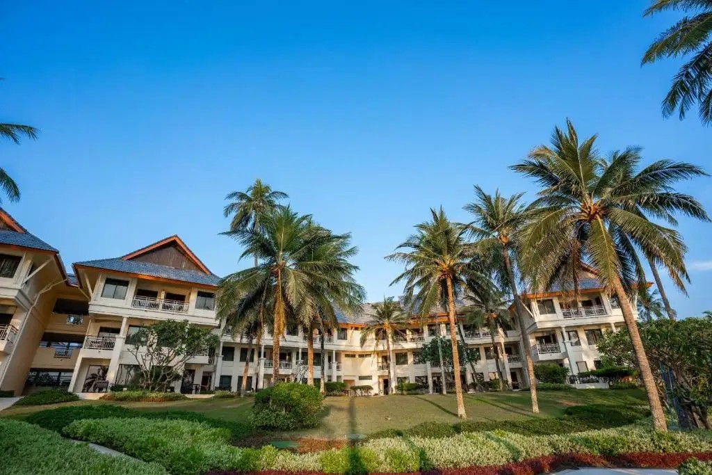 SAII LAGUNA PHUKET (EX. OUTRIGGER LAGUNA PHUKET BEACH RESORT)
