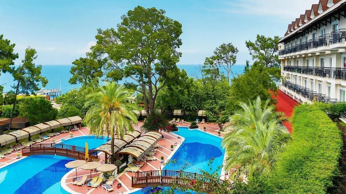 GRAVEL HOTELS SELECT (EX. SEVEN SEAS GRAVEL SELECT)