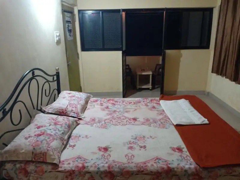 SHIV SHANKAR GUEST HOUSE