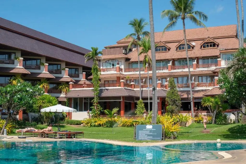 ALOHA RESORT