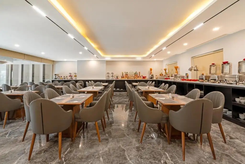 MERCY EMERALD HOTEL DANANG