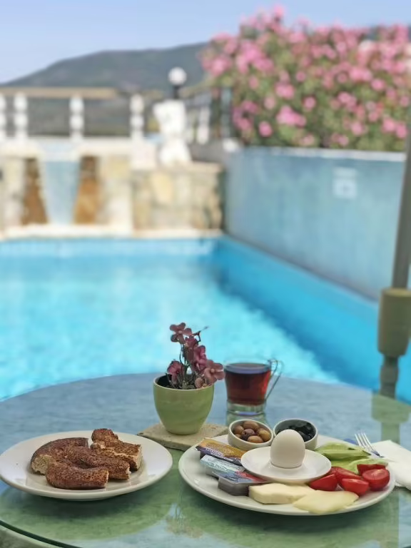 OLIVIA HOTEL