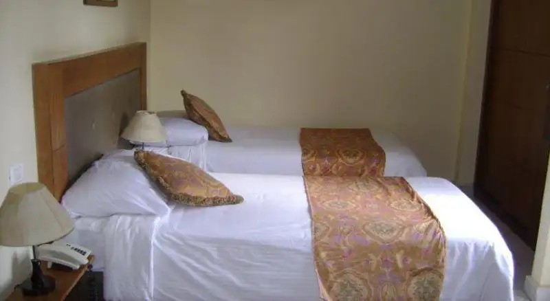 CATARACT PYRAMIDS RESORT